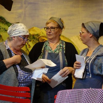 2019 Vier Fraue Und Ein Mann 63