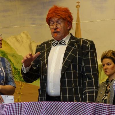 2019 Vier Fraue Und Ein Mann 65